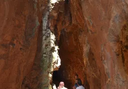 Uno dei canyon delle cave di alabastro rosa