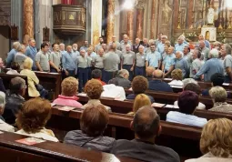 Concerto di corali alpine nella chiesa della Rossa