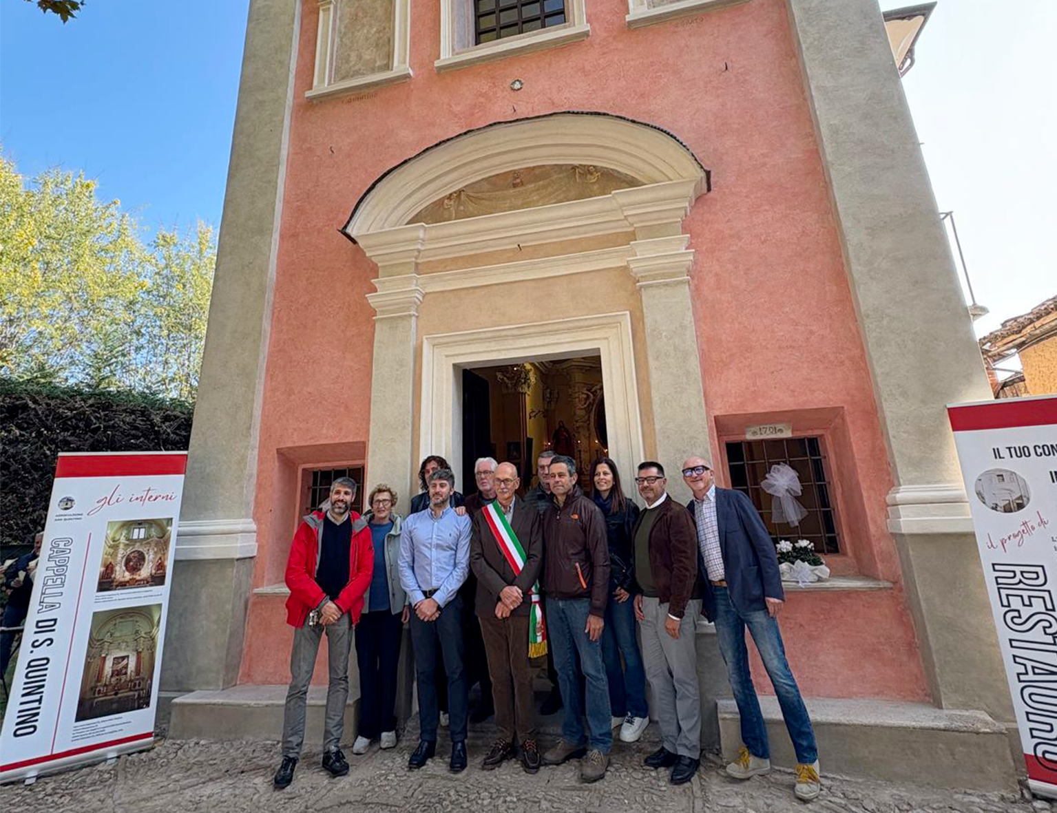 L'amministrazione comunale e il gruppo dell'associazione San Quintino L'amministrazione comunale e il gruppo dell'associazione San Quintino