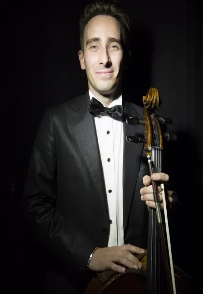 Il violoncellista Federico Vignola