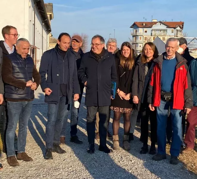Il sindaco, Marco Gallo, con il presidente della Regione Piemonte, Alberto Cirio, a Busca nel febbraio 2022 in occasione della  presentazione dei progetti  Strada dei Cannoni ed ecomuseo