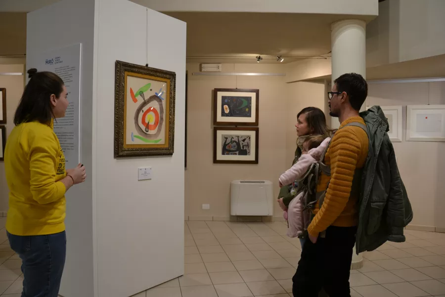 Continua l'affluenza di visitatori in Casa Francotto per la mostra di Mirò