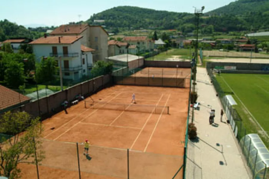 I campi all'aperto del Tennis Club Busca