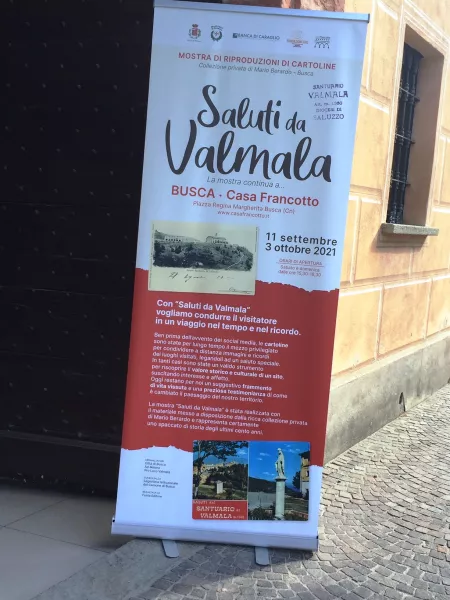 La mostra di riproduzioni di cartoline “Saluti da Valmala” prosegue nella galleria  Casa Francotto fino  a domenica 3 ottobre