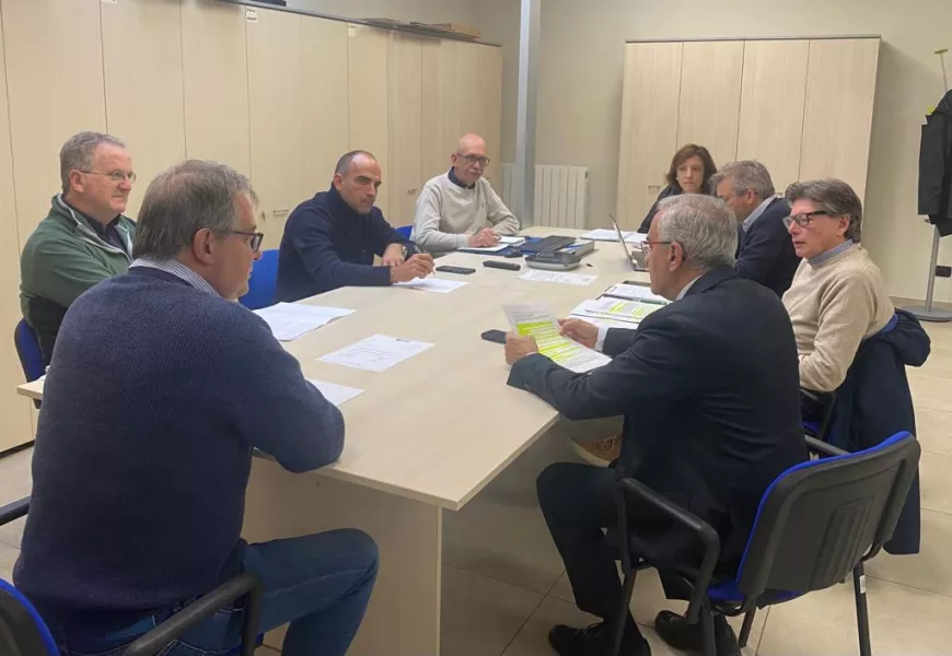 Questa mattina negli uffici del Palazzo comunale la prima riunione operativa per redigere il bando di assegnazione dei 312.500 euro concessi dalla Regione Piemonte per  investimenti nel settore