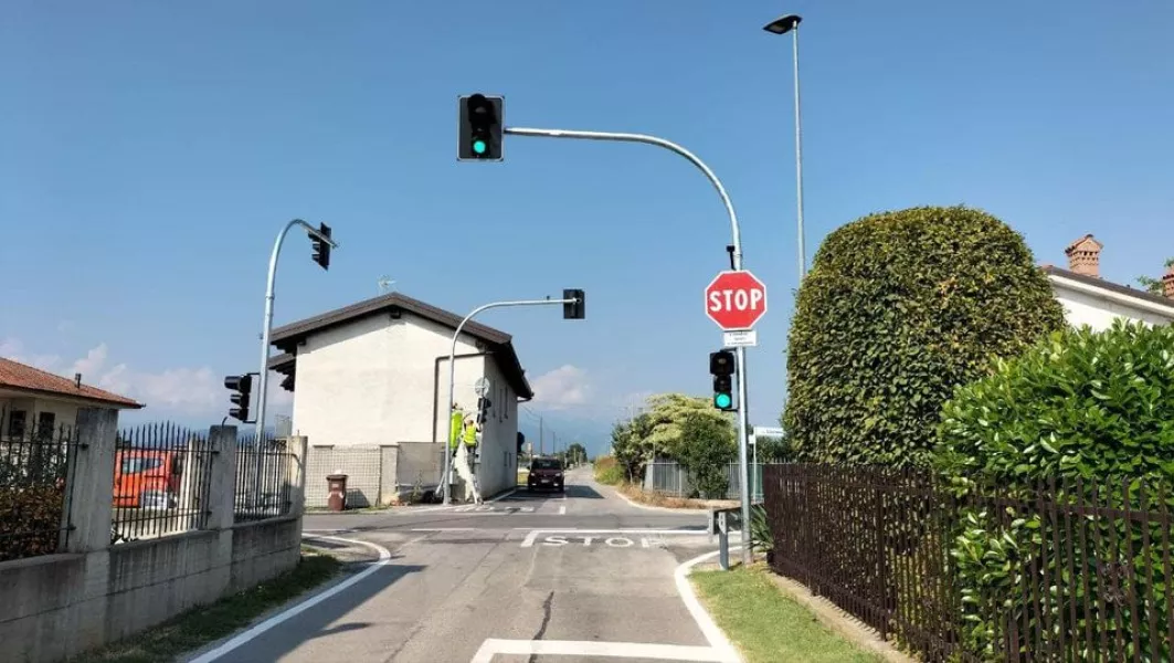Attivato il semaforo in frazione Bosco