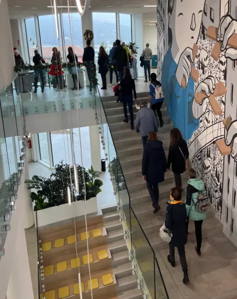 I cittadini visitatori hanno dimostrato molto interesse e apprezzamento per l’opera