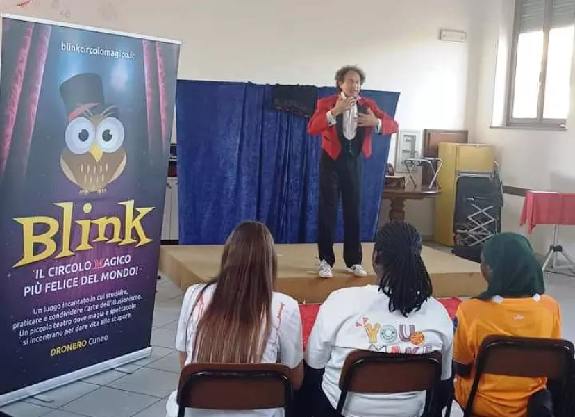 A lezione dai maghi del circolo magico Blink