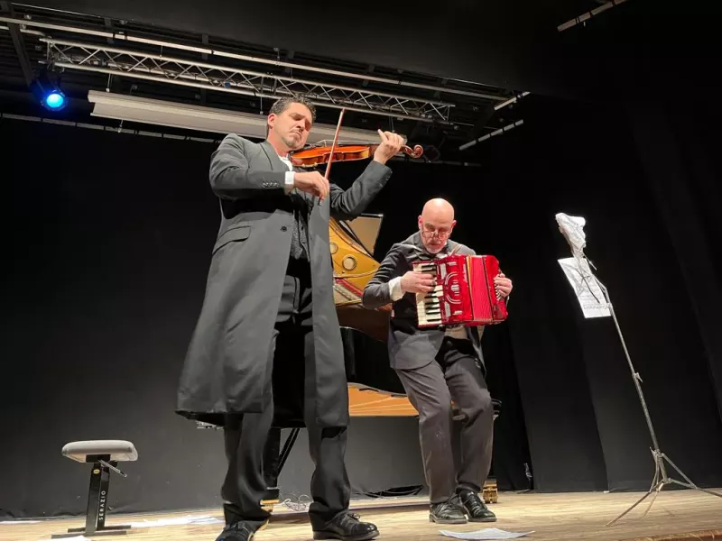 Divertimento, risate e musica classica con il Duo Baldo