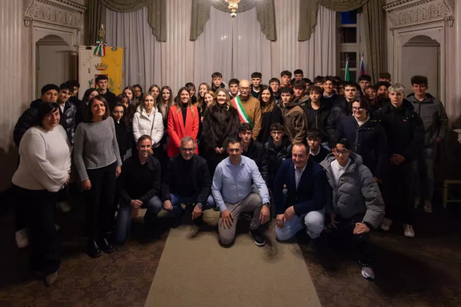 L’Amministrazione comunale insieme ai giovani buschesi nati nel 2007