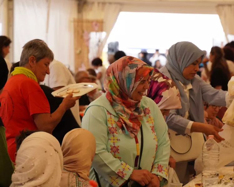 Un momento conviviale della scorsa edizione