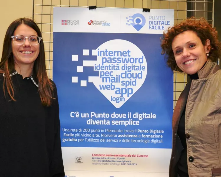 La vicesindaca e assessora Beatrice Aimar e il Direttore del Consorzio Giulia Manassero