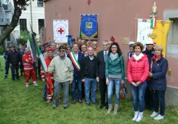 25 Aprile 2015 Onore ai Caduti