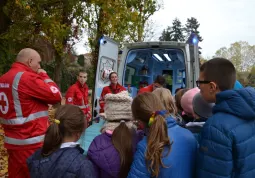 Piccoli volontari - Comitato Busca CRI 