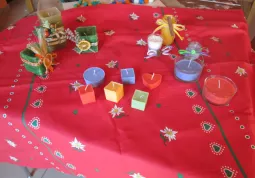 Oggetti natalizi comunità Villa Ferrero