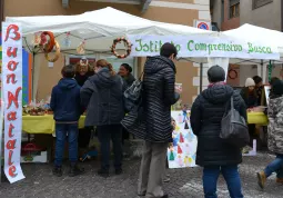 Mercatino di Natale e Natale solidale 2015 - 4