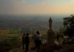 Passeggiata sui sentieri collinari