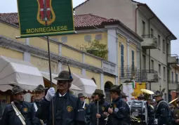Inaugurazione monumento ai Caduti - La sfilata 1