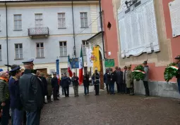 Inaugurazione monumento ai Caduti  - Omaggio a Caduti 2
