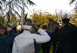 Inaugurazione monumento ai Caduti  - Omaggio a Caduti 2
