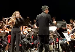 Un momento del concerto dell'Orchestra del Vivaldi diretta da Alberto Pignata