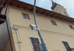 La nuova telecamera di lettura targhe in frazione Castelletto