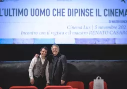 Ospite al Lux Renato Casaro,  qui con Mattia Bertaina presidente del circolo Méliès