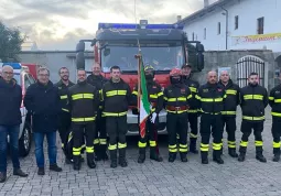 Il Sindaco e l'assessore al Volontariato in visita alla stazione dei Vigili del Fuioco 