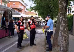 I volontari del Sai collaborano anche con il Comune nella sorveglianza dell'ordine pubblico