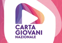 La Carta Giovani Nazionale consente di ottenere agevolazioni per accedere a beni e servizi di carattere culturale, sportivo e legato al benessere