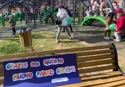 Inaugurata la nuova area-giochi del parco della Resistenza