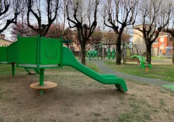 Inaugurazione della nuova area-giochi del parco della Resistenza