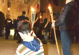 La cerimonia a Ceretto, dopo la marcia della Pace