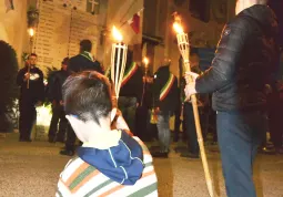 La cerimonia a Ceretto, dopo la marcia della Pace