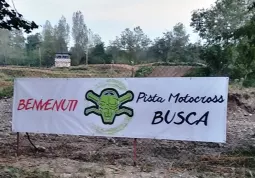 Lavori alla pista da motocross