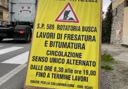 Cantiere aperto alla rotatoria di Loreto