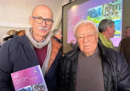 L'assessore Ezio Donadio con il campione Franco Balmamion