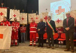 Consegna alla Città  della Medaglia d’oro al Merito della Croce Rossa Italiana 