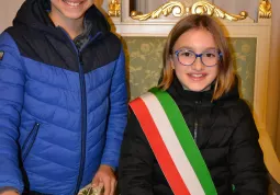 Il vice-sindaco jr Riccardo Savoca con la sindaca jr Giulia Ferrara