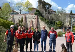 Piccoli volontari Protezione civile e Sai Carabinieri