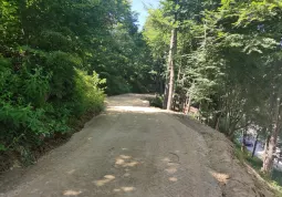 Lavori ai parcheggi del santuario di Valmala