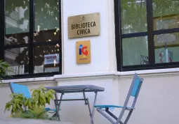 Biblioteca civica e Informagiovani chiusi nelle due settimane centrali di agosto