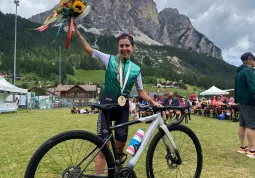 Samantha Arnaudo campionessa di granfondo