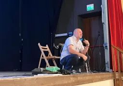 Marco Maggio sul palco del Civico ieri sera