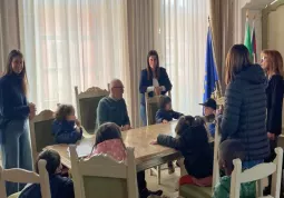 I bambini della Scuola dell’Infanzia “Carducci” in visita al Palazzo Municipale di Busca