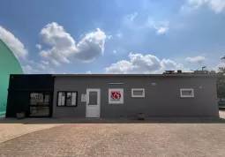 Il Tennis Club Busca nell'area degli impianti sportivi