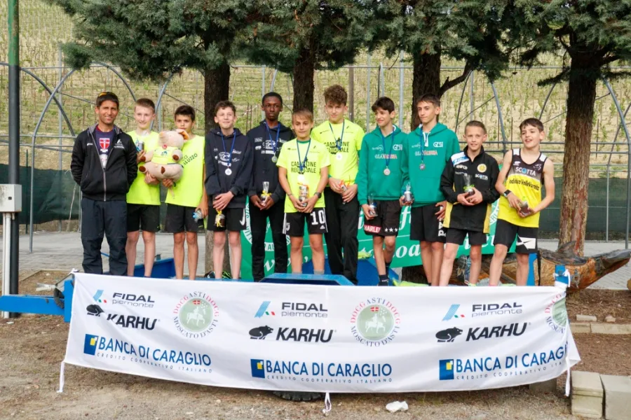 Il podio Ragazzi della Corsa in montagna