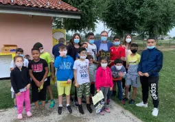 Venerdì scorso nel quartiere San Rocco si è tenuto l’incontro di Re&Ti: con il sindaco, Marco Gallo, le assessore Lucia Rosso e Beatrice Aimar, i bambini. le bambine, i ragazzi e le ragazze che hanno preso parte all'iniziativa 