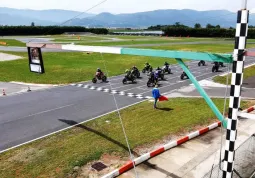 Si è svolta ieri  sul circuito internazionale Kart Planet la terza prova del campionato interregionale Piemonte, Lombardia e Liguria  di Supermoto