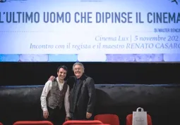 Ospite al Lux Renato Casaro,  qui con Mattia Bertaina presidente del circolo Méliès